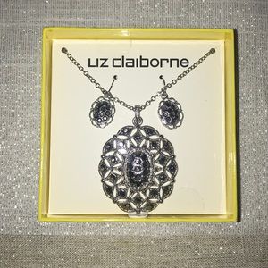 Liz Claiborne Jewelry Set